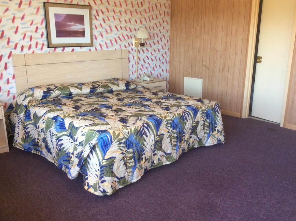 Macthrift Motor Inn Вирджиния Бийч Стая снимка