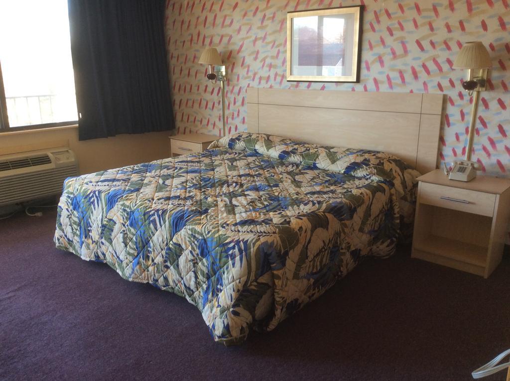 Macthrift Motor Inn Вирджиния Бийч Екстериор снимка